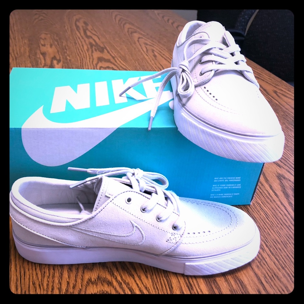 Nike SB white Zoom Janoski